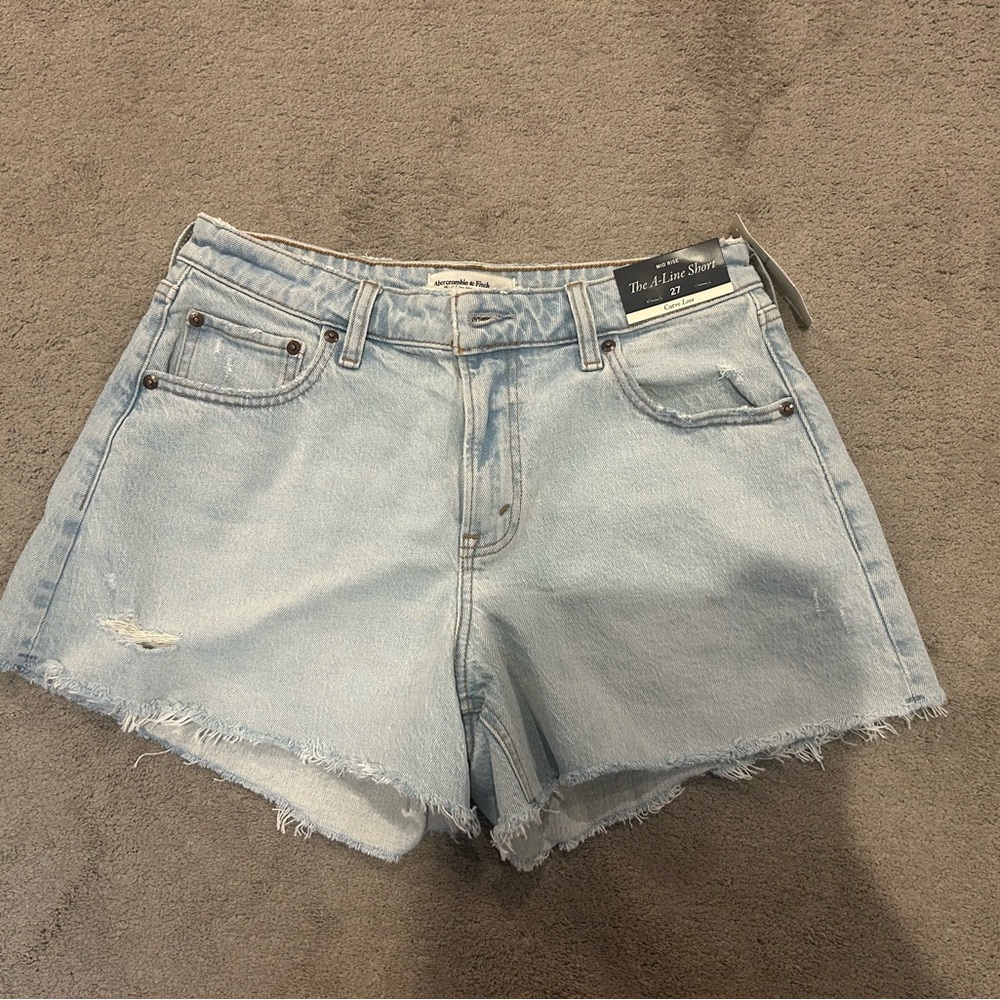 Abercrombie NEW mid rise curve love Shorts